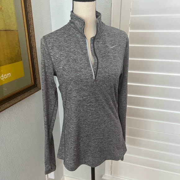 Nike Dri Fit Half Zip - Picture 2 of 9